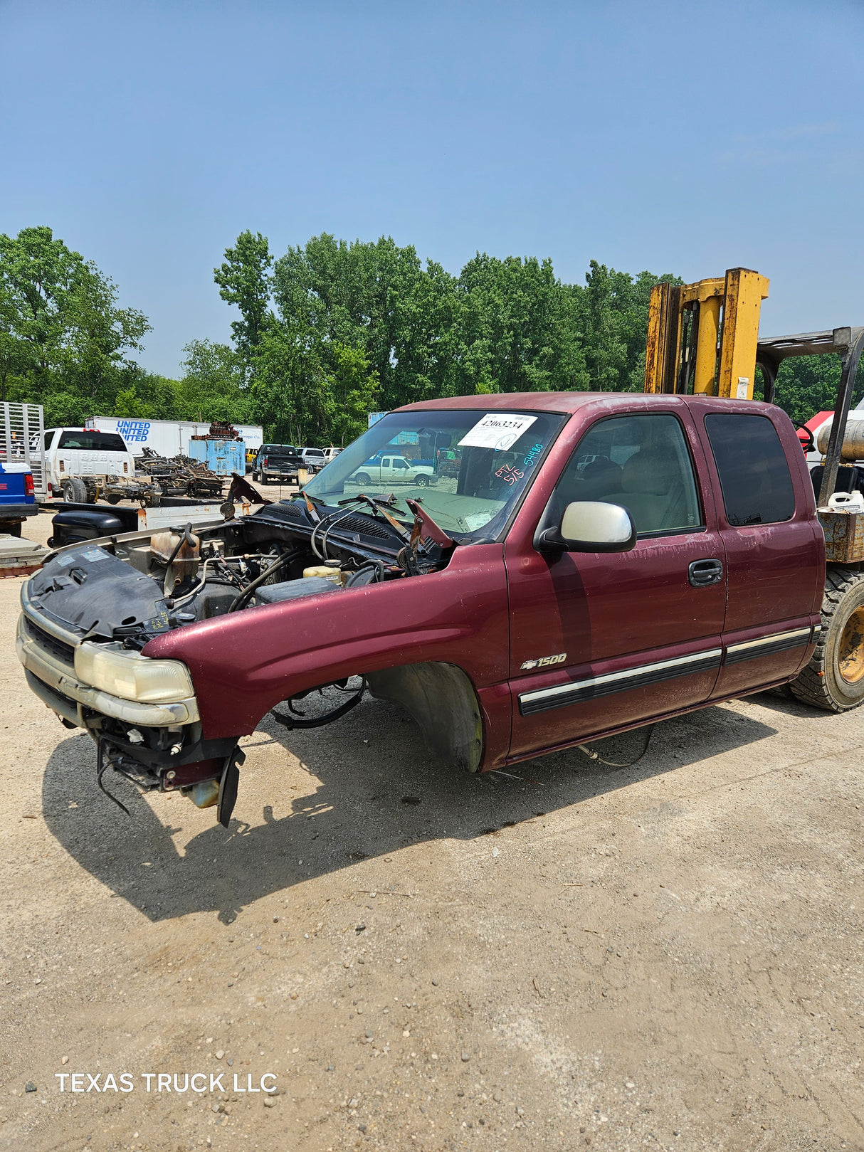 1999-2007 Chevrolet Silverado / GMC Sierra 1500 2500 HD 3500HD Extended Cab Body