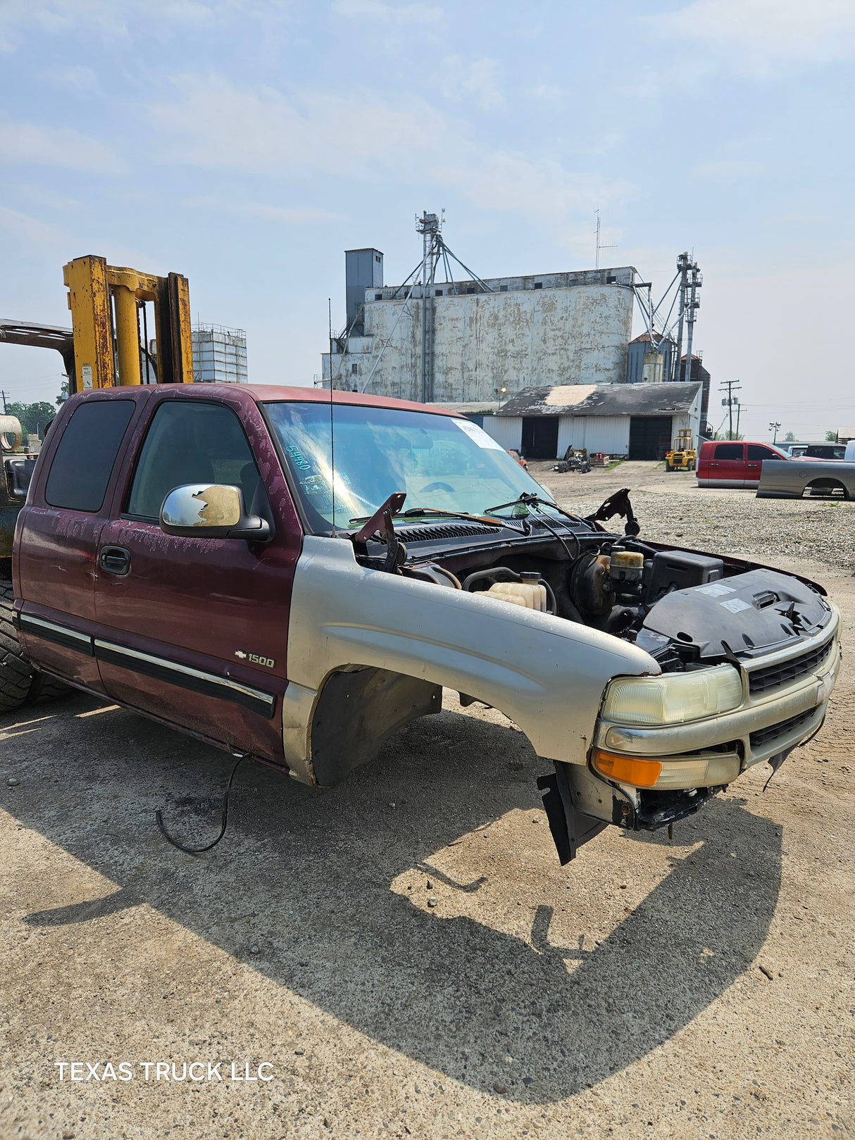 1999-2007 Chevrolet Silverado / GMC Sierra 1500 2500 HD 3500HD Extended Cab Body