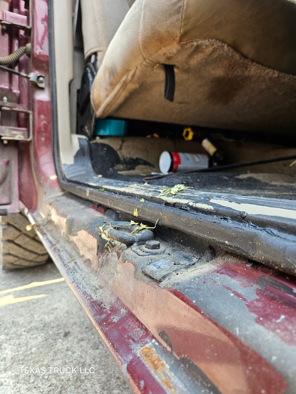 1999-2007 Chevrolet Silverado / GMC Sierra 1500 2500 HD 3500HD Extended Cab Body