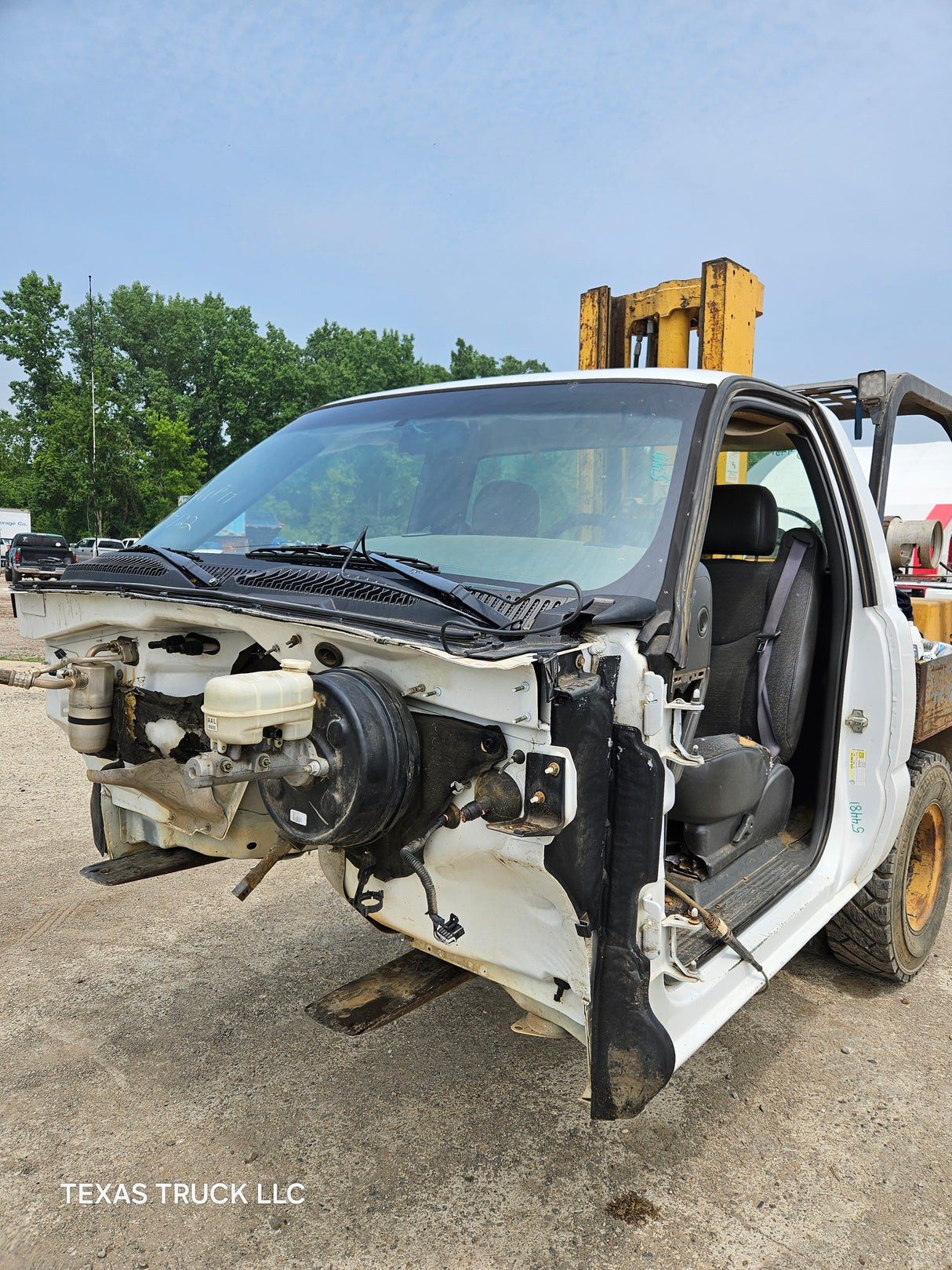 1999-2007 Chevrolet Silverado / GMC Sierra 1500 2500 HD 3500HD Regular Cab Body