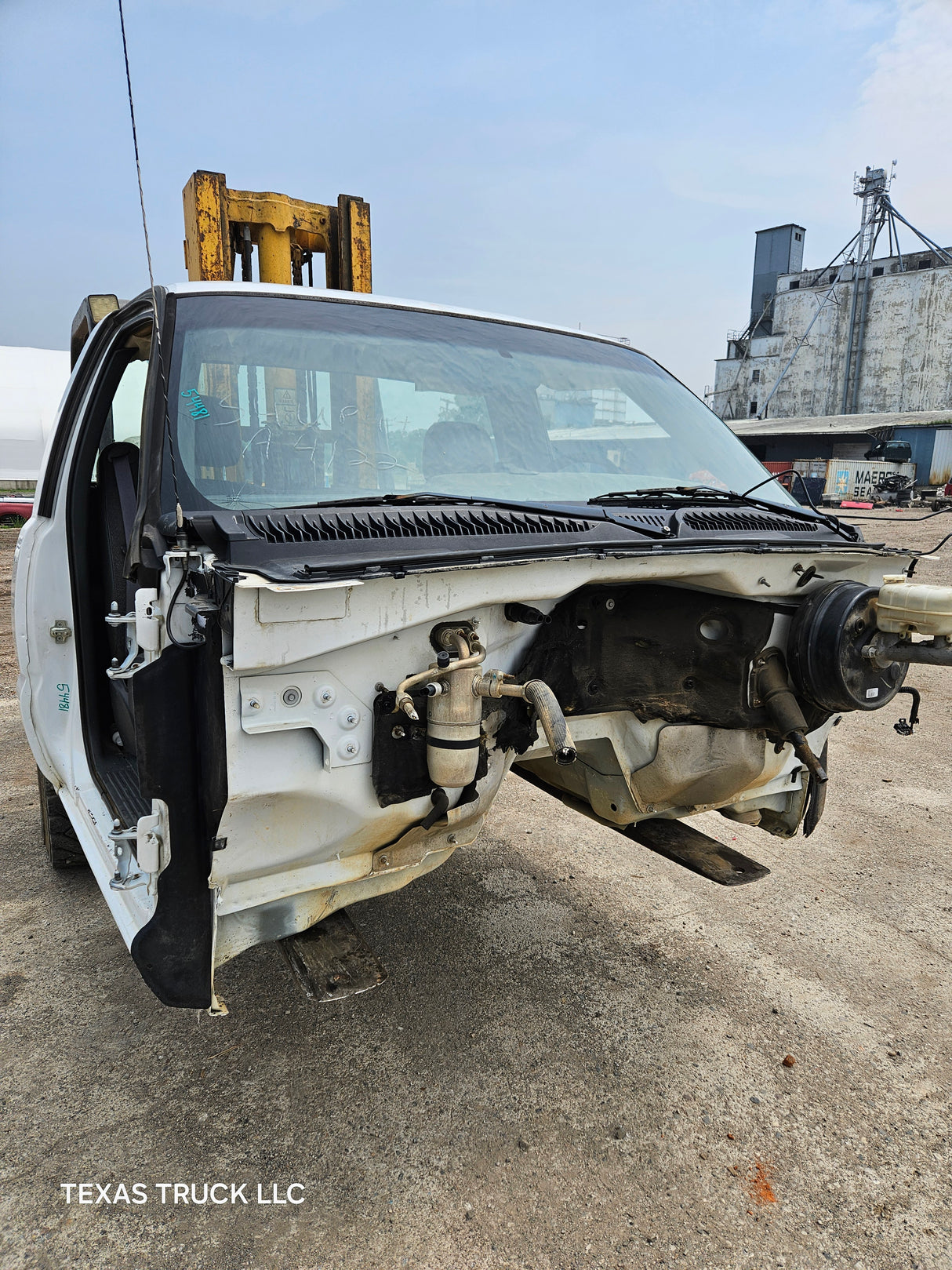 1999-2007 Chevrolet Silverado / GMC Sierra 1500 2500 HD 3500HD Regular Cab Body