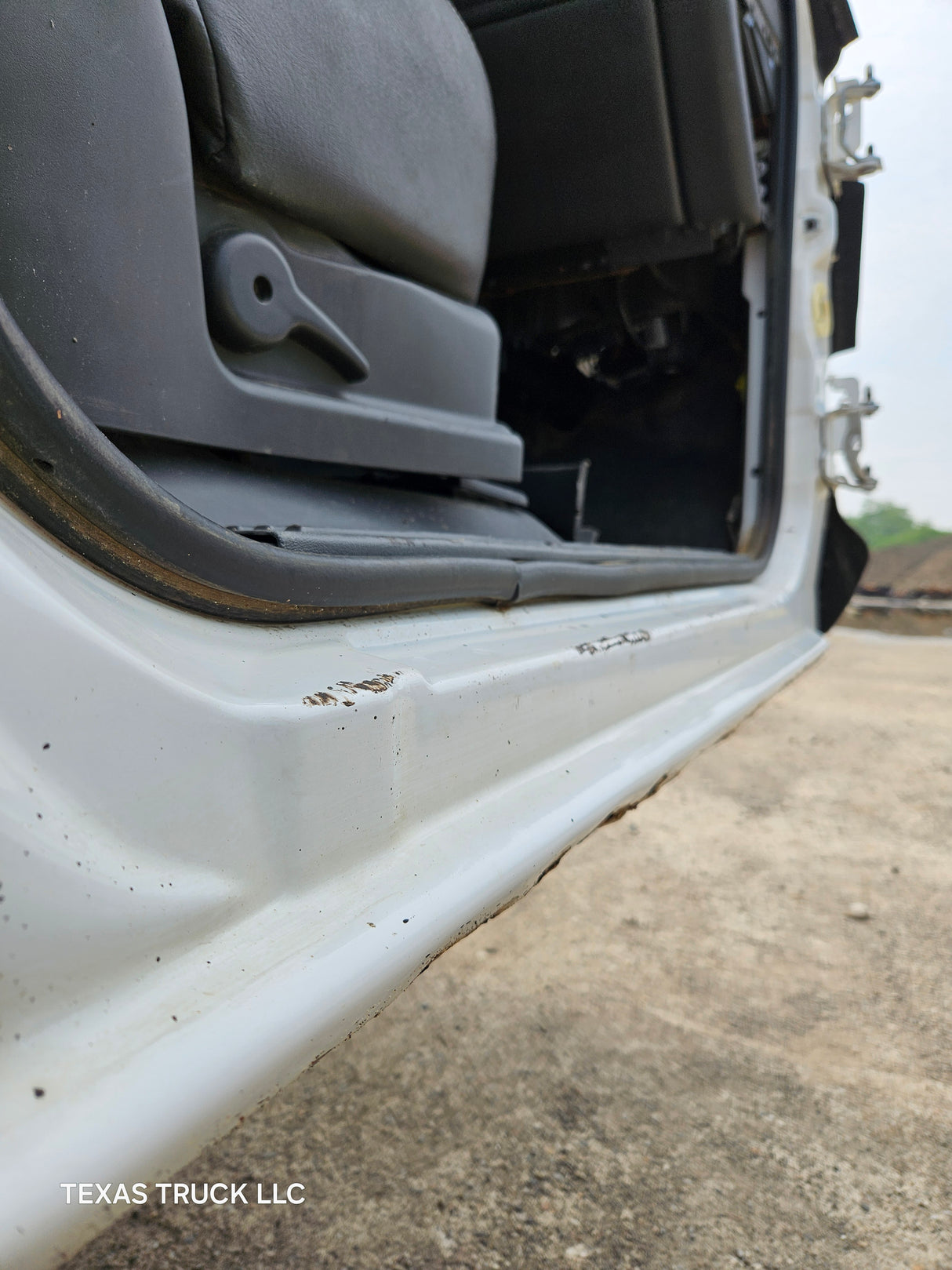 1999-2007 Chevrolet Silverado / GMC Sierra 1500 2500 HD 3500HD Regular Cab Body