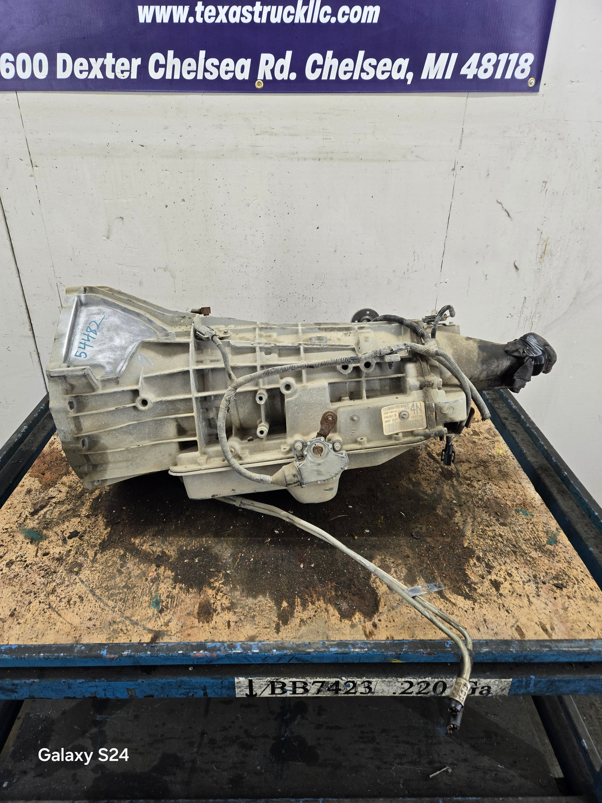 1999-2003 4R100 Automatic Transmission 2wd Ford F250 F350 F450 F550 Super Duty 6.8L v10 triton 5.4L v8 147K Miles