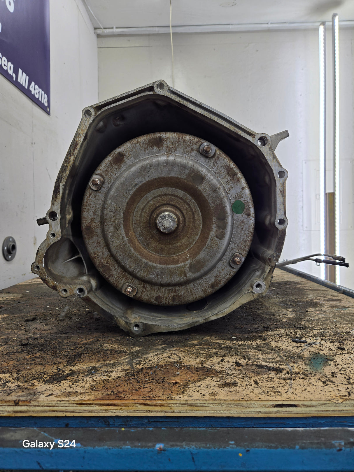 1999-2003 4R100 Automatic Transmission 2wd Ford F250 F350 F450 F550 Super Duty 6.8L v10 triton 5.4L v8 147K Miles