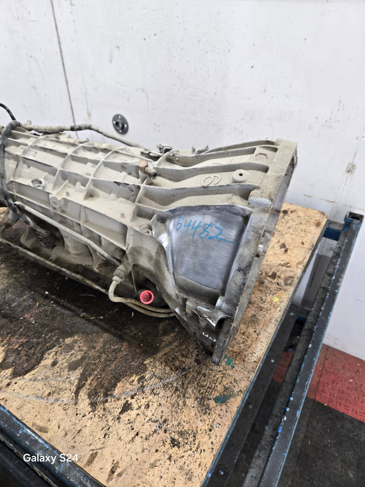 1999-2003 4R100 Automatic Transmission 2wd Ford F250 F350 F450 F550 Super Duty 6.8L v10 triton 5.4L v8 147K Miles