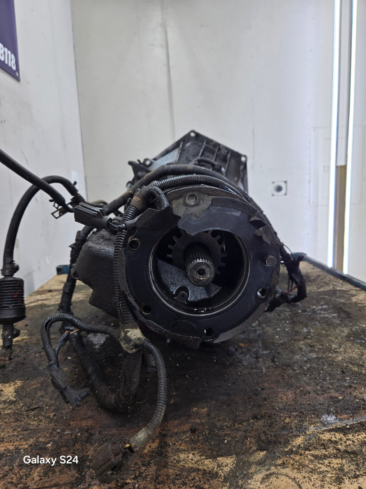 1999-2003 7.3L Power Stroke 4r100 Automatic Transmission Ford Pickup F250 F350 F450 F550 Super Duty 167k Miles