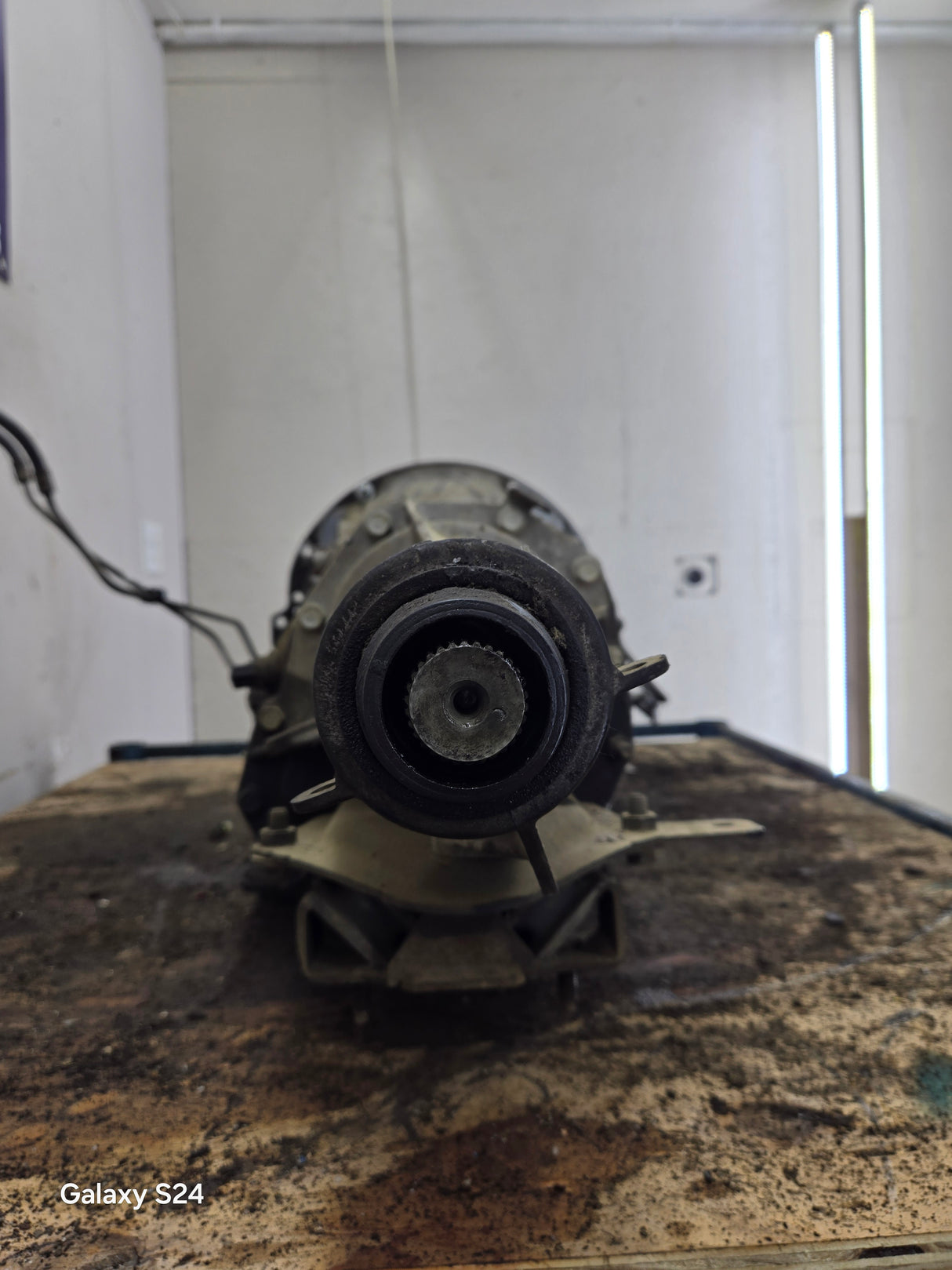 2004-2005 545rfe Automatic Transmission 2wd Dodge 4.7L 5.7L v8