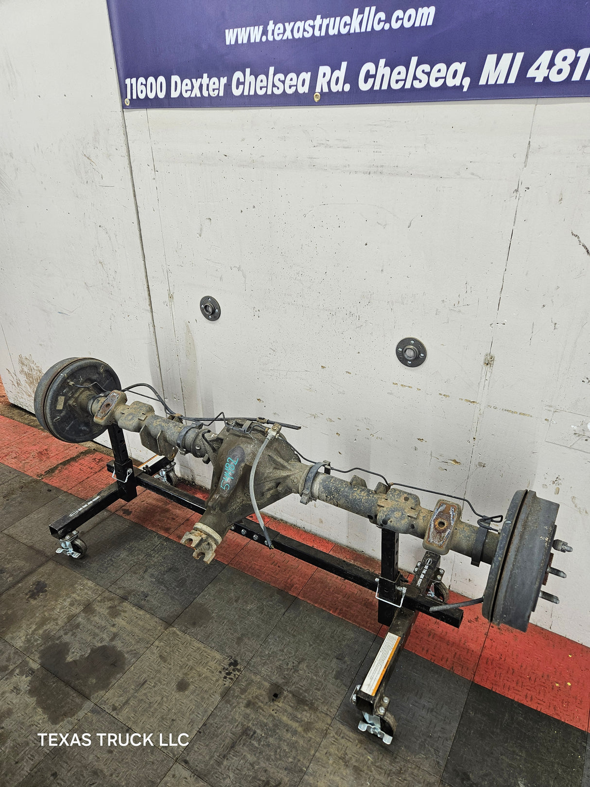 2005-2007 Chevrolet Silverado GMC Sierra 1500 3.23 Rear Axle GU5