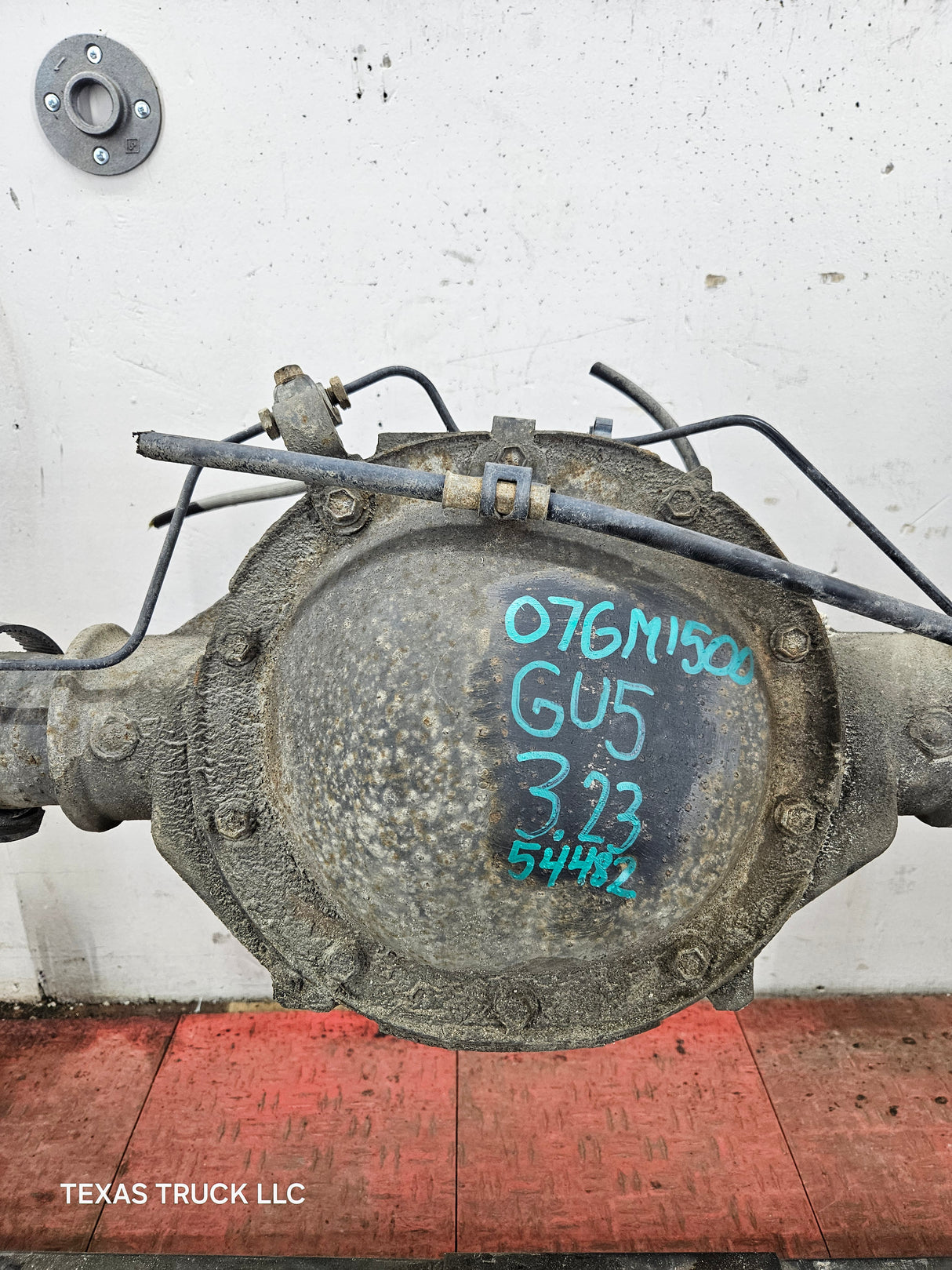 2005-2007 Chevrolet Silverado GMC Sierra 1500 3.23 Rear Axle GU5