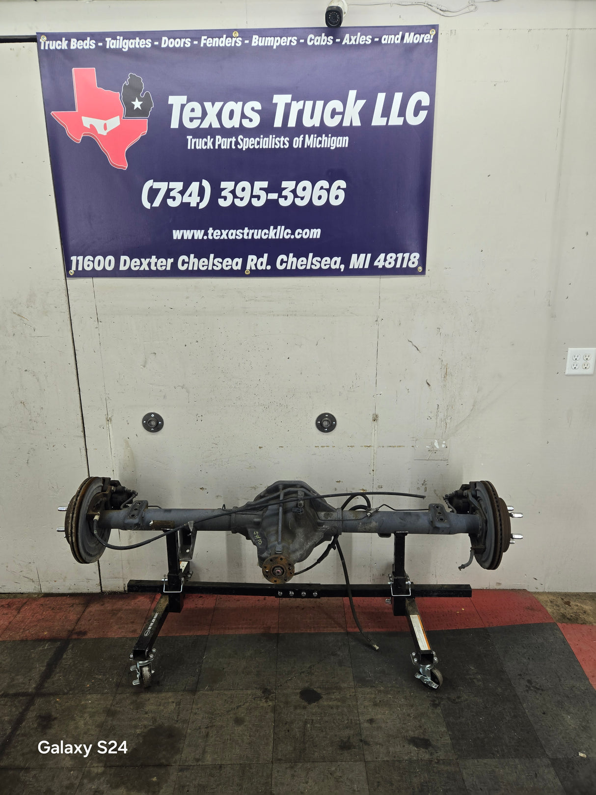2002-2005 Dodge Ram 1500 Rear Axle 3.55 Gear Ratio 3rd Gen