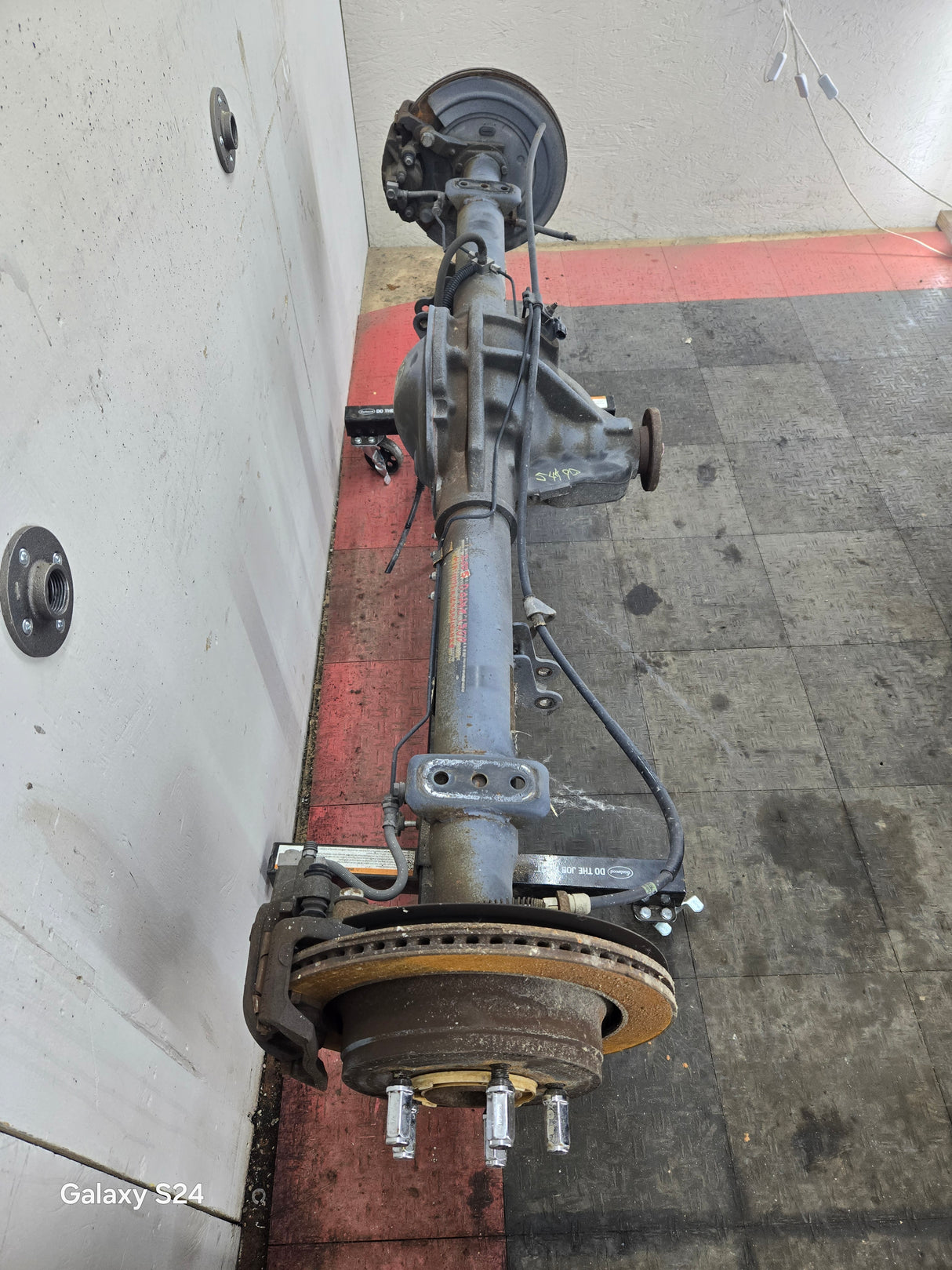 2002-2005 Dodge Ram 1500 Rear Axle 3.55 Gear Ratio 3rd Gen