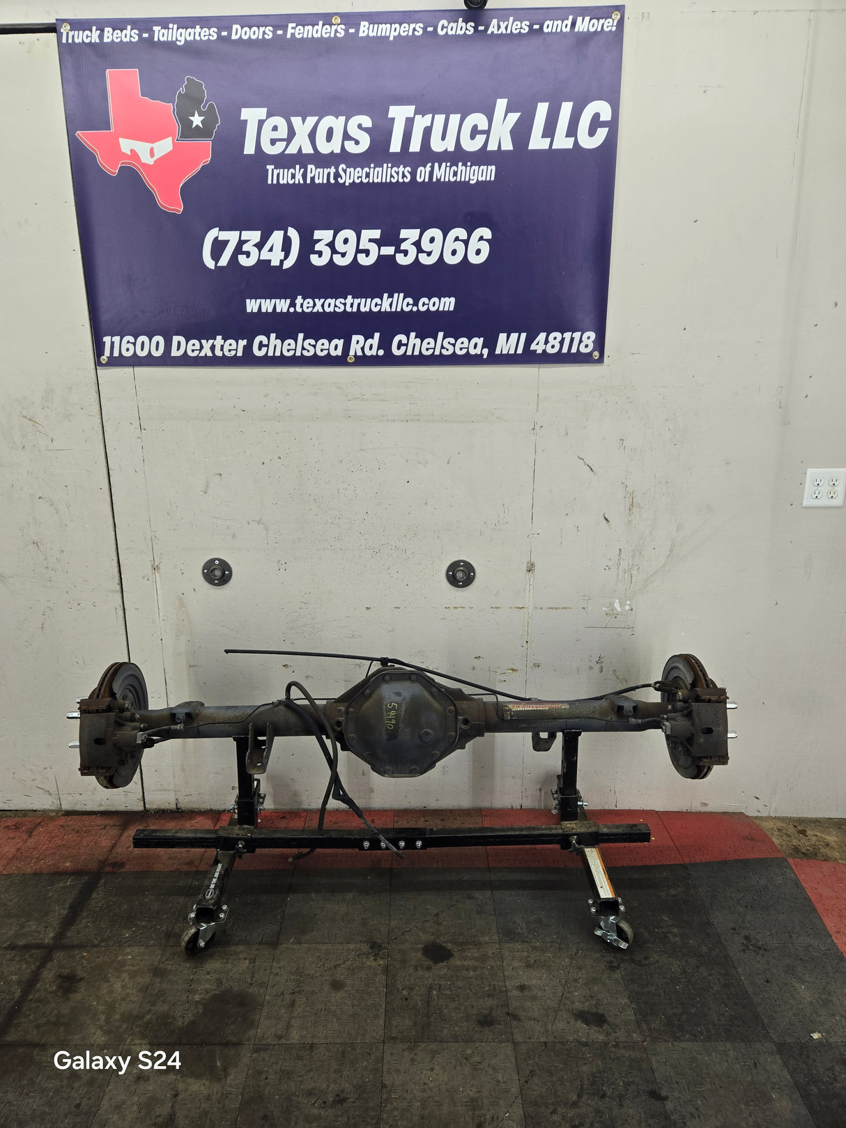 2002-2005 Dodge Ram 1500 Rear Axle 3.55 Gear Ratio 3rd Gen