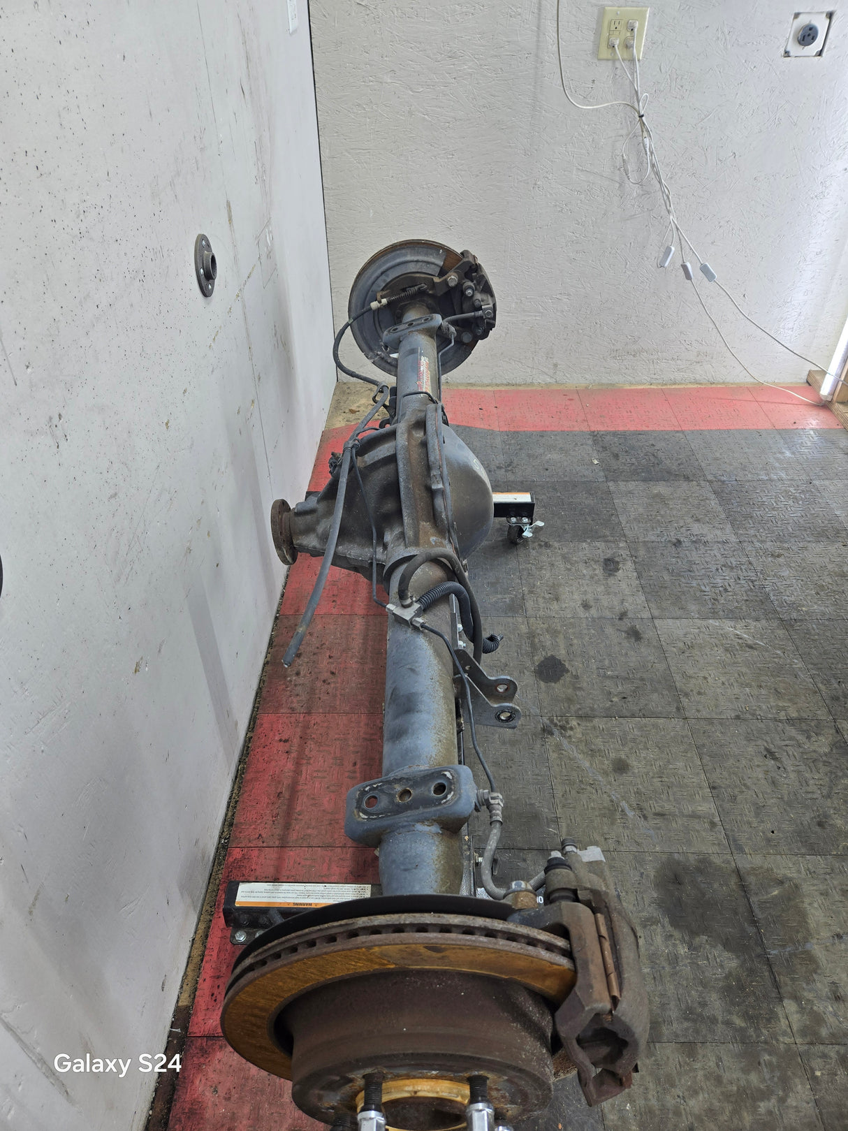2002-2005 Dodge Ram 1500 Rear Axle 3.55 Gear Ratio 3rd Gen