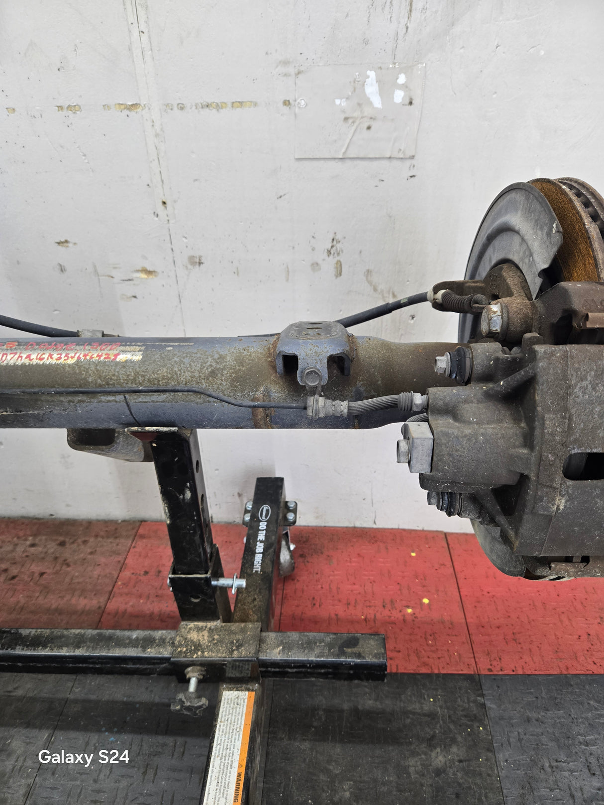 2002-2005 Dodge Ram 1500 Rear Axle 3.55 Gear Ratio 3rd Gen
