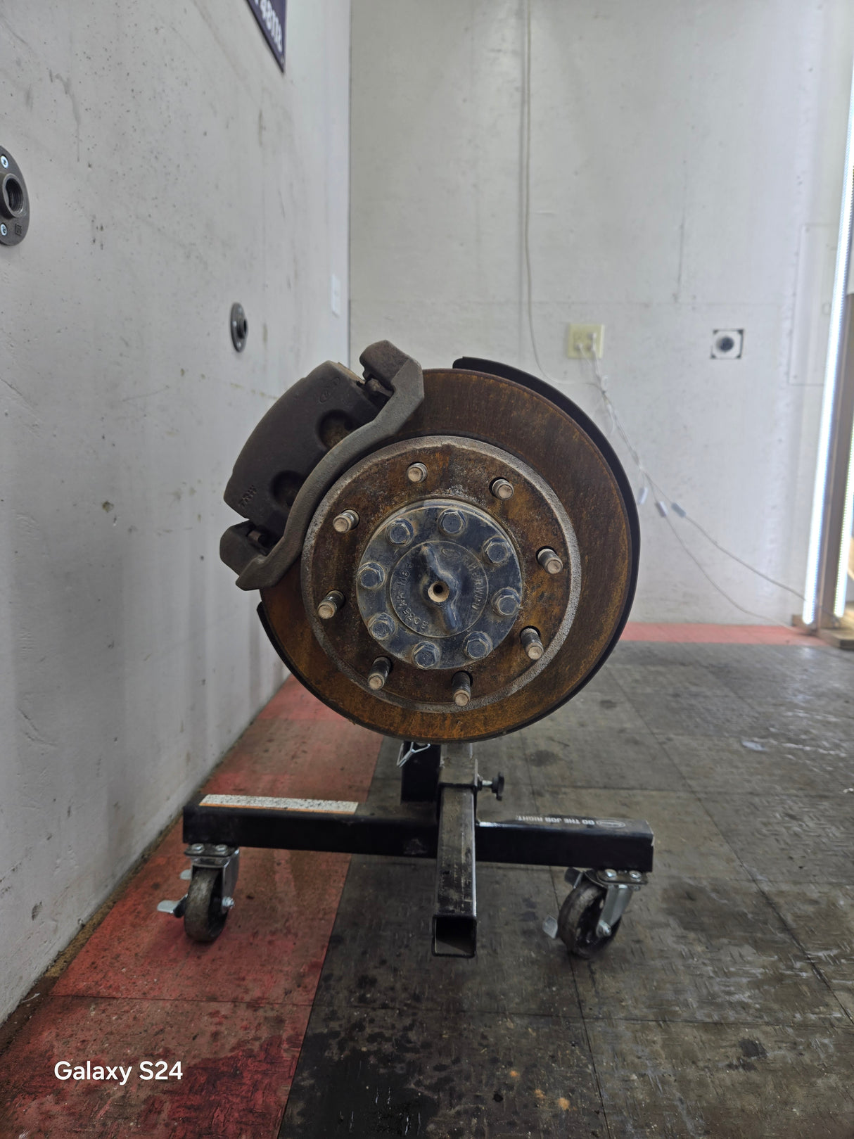 2011-2012 Ford Super Duty F250 F350 Rear Axle 3.73 Gear Ratio Limited Slip