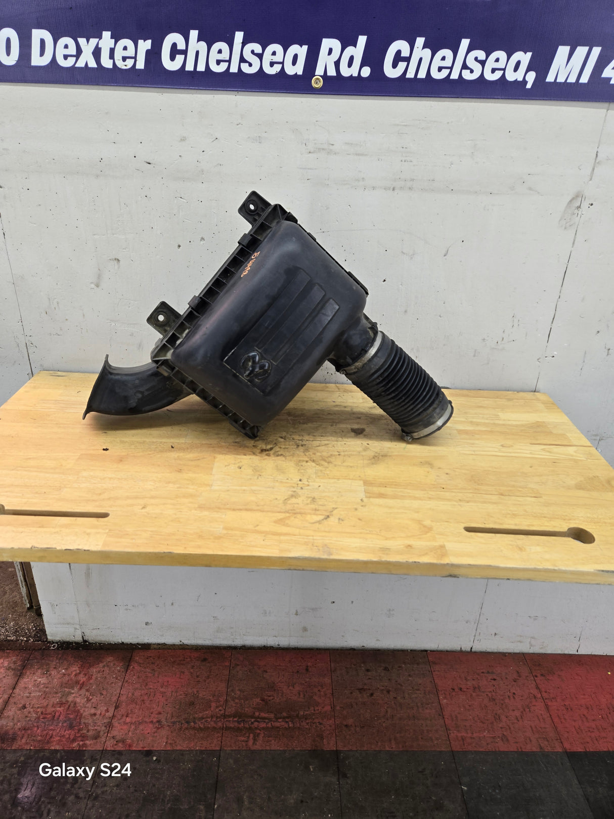 2004-2018 Dodge Ram 1500 2500 3500 Air Intake Box Cleaner