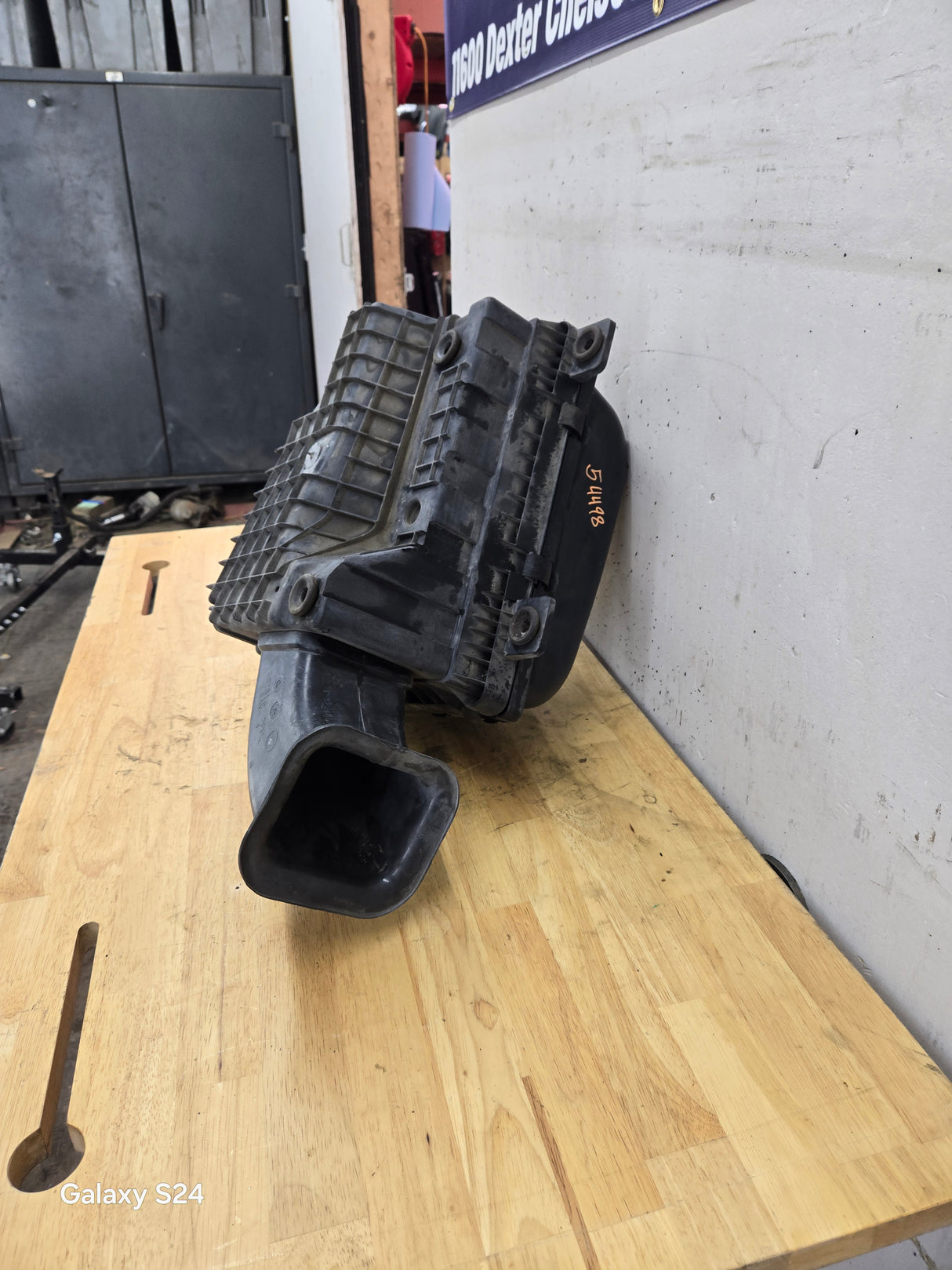 2004-2018 Dodge Ram 1500 2500 3500 Air Intake Box Cleaner