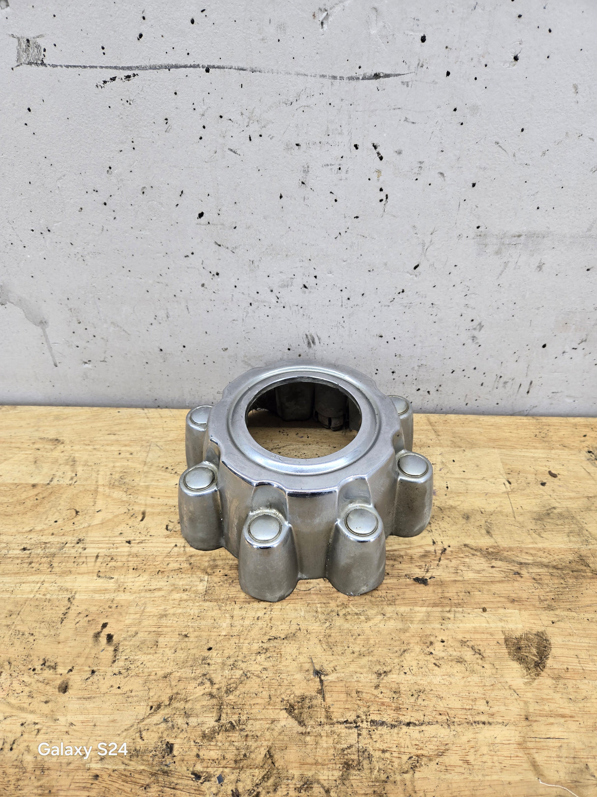 1999-2007 Ford Super Duty F250 F350 Chrome Front Hub Cap 4wd Center Cap SRW 8 LUG