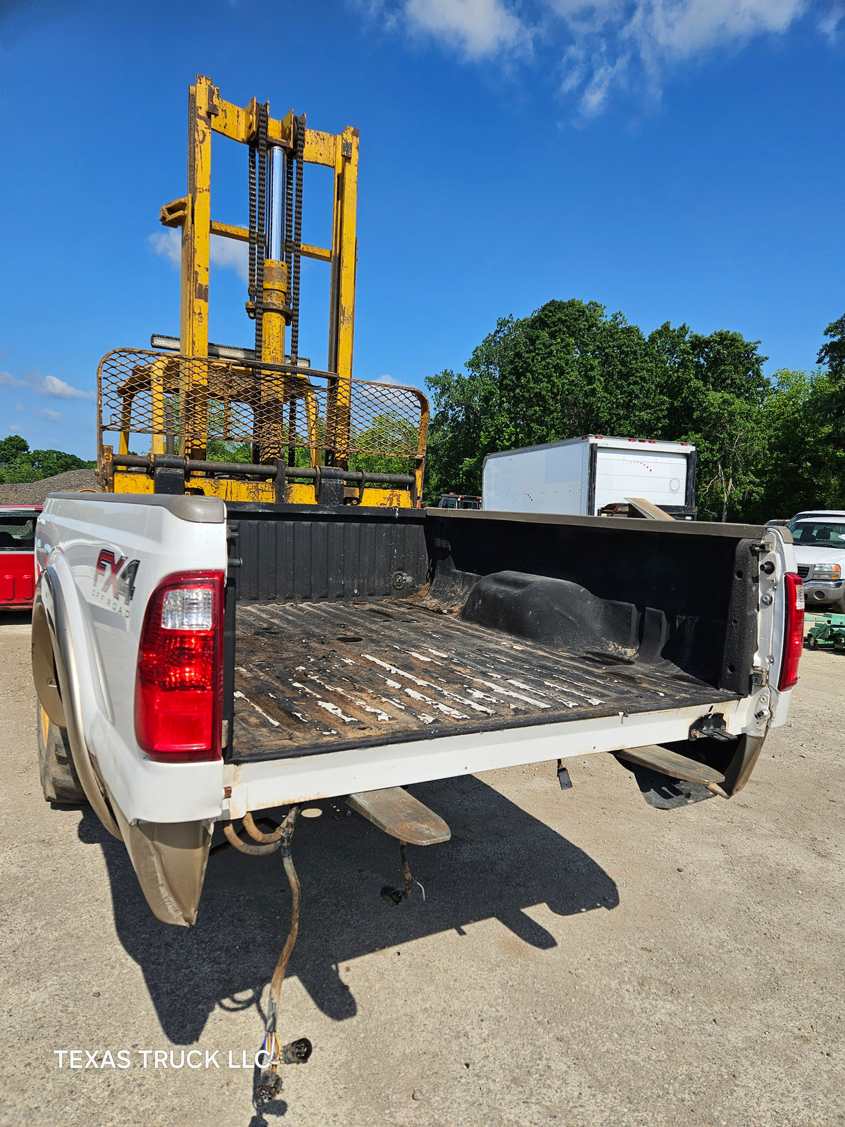 2011-2016 Ford F250 F350 Super Duty 6' 9" Short Truck Bed