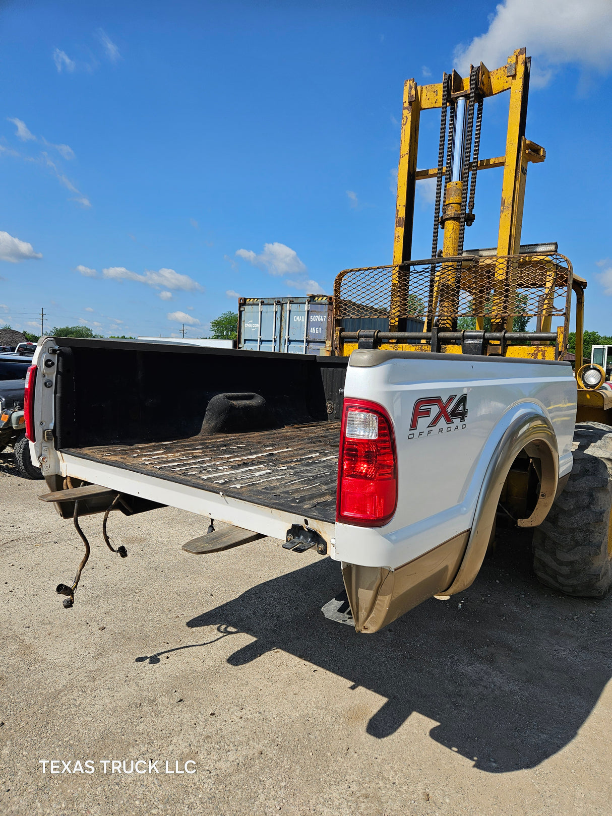 2011-2016 Ford F250 F350 Super Duty 6' 9" Short Truck Bed