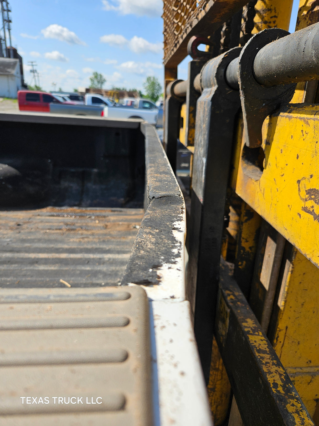 2011-2016 Ford F250 F350 Super Duty 6' 9" Short Truck Bed