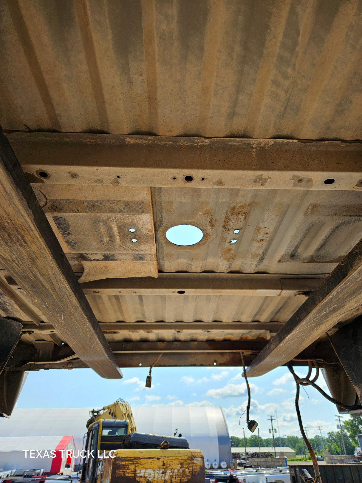 2011-2016 Ford F250 F350 Super Duty 6' 9" Short Truck Bed