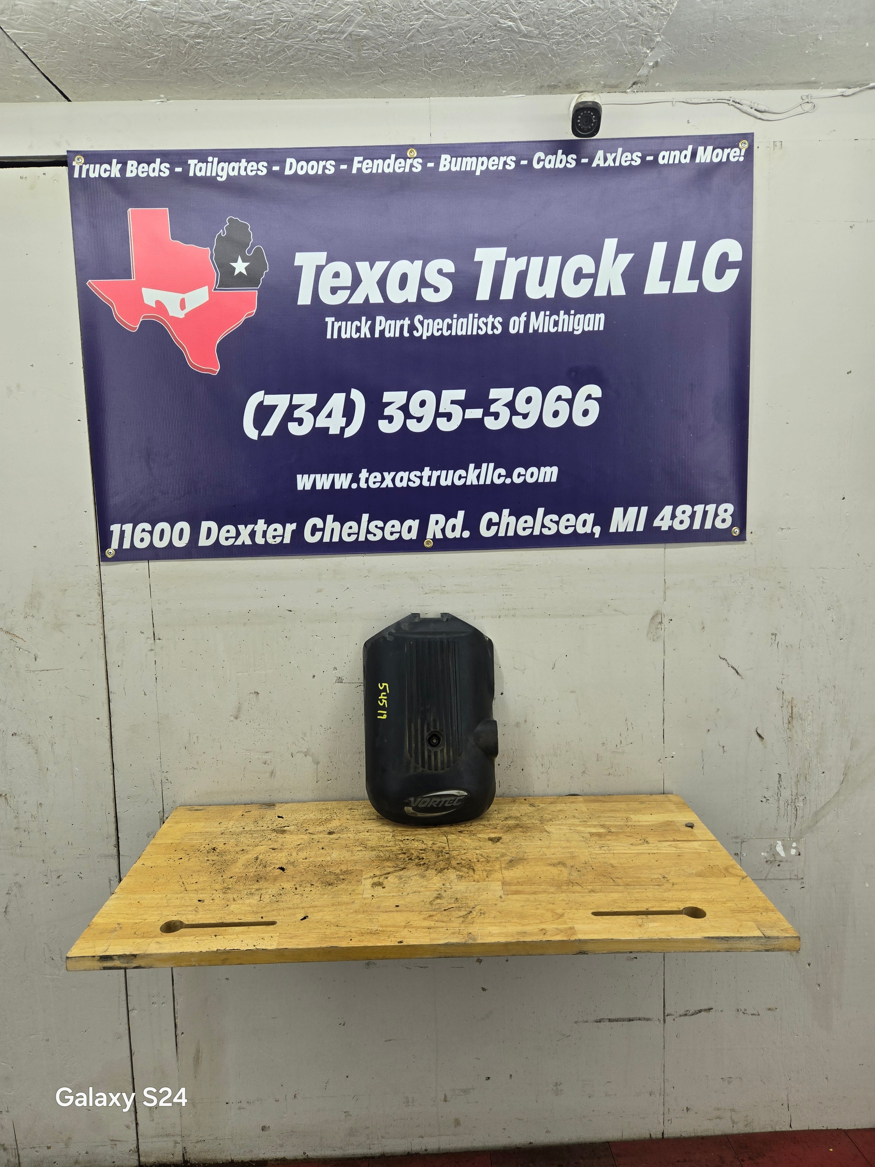 Used 5.3L Vortec Engine Cover For 00-06 Tahoe, Silverado, Sierra, Yukon, Suburban – 12580999 – CHEVY GMC