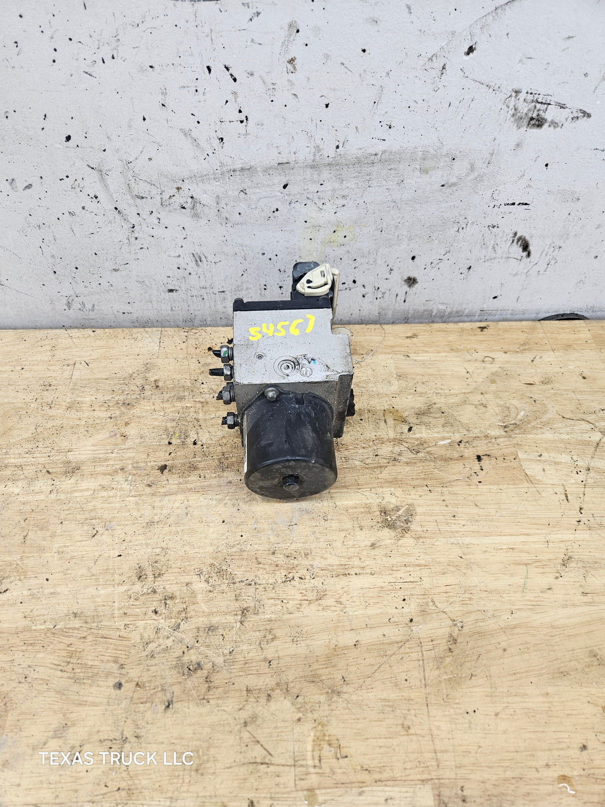 2007-2010 Chevrolet Silverado 2500 3500 ABS Pump Module Control Assembly 25802684