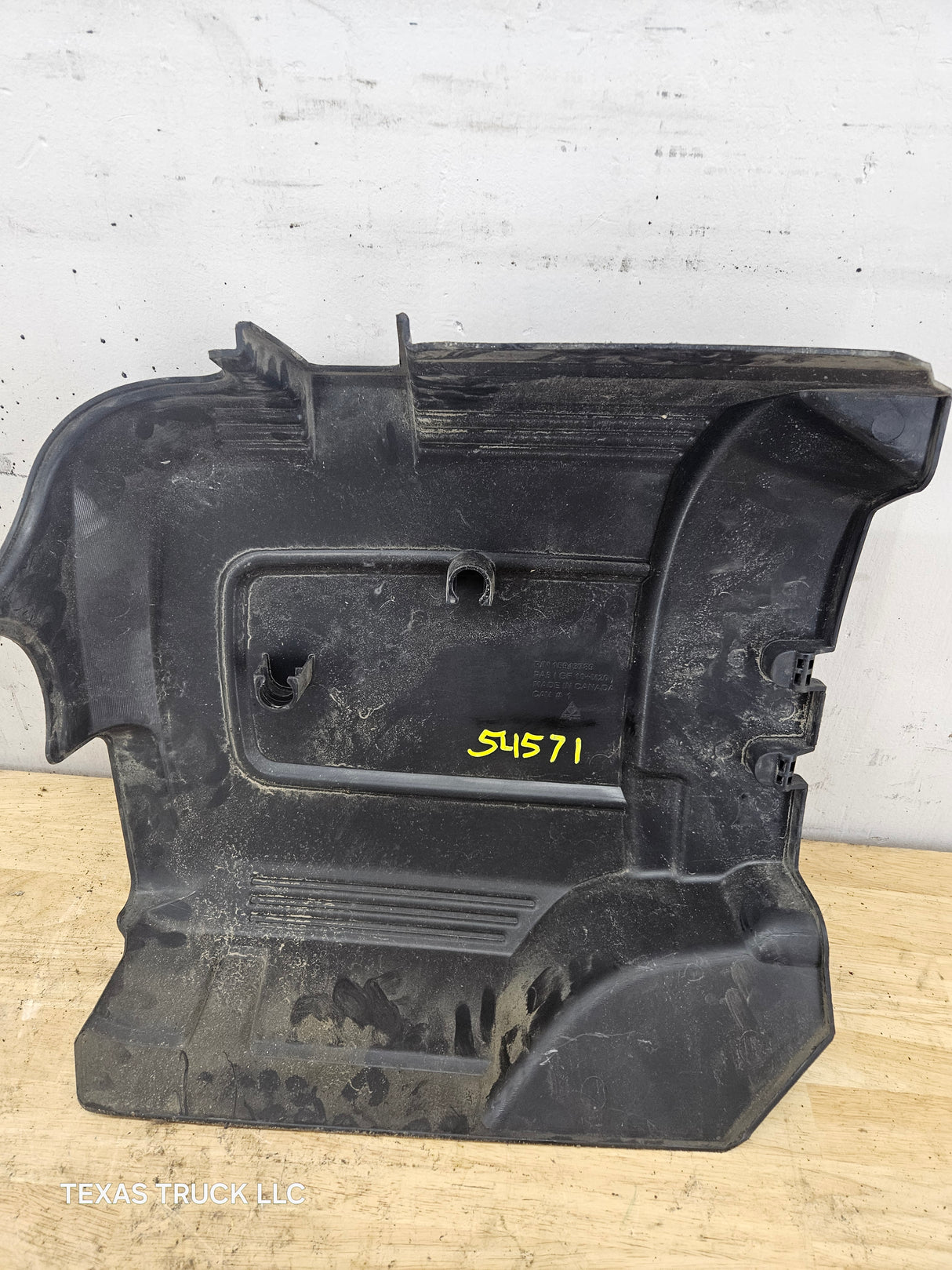 2007-2013 Chevrolet Silverado 1500 2500 3500 Engine Cover Assembly 15943789