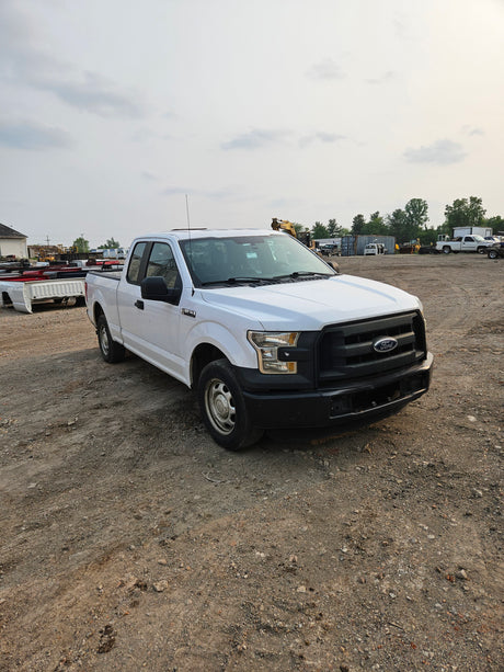 2015 Ford F-150 Extended Cab 6.5' Bed 4 Door  - FULL PART OUT