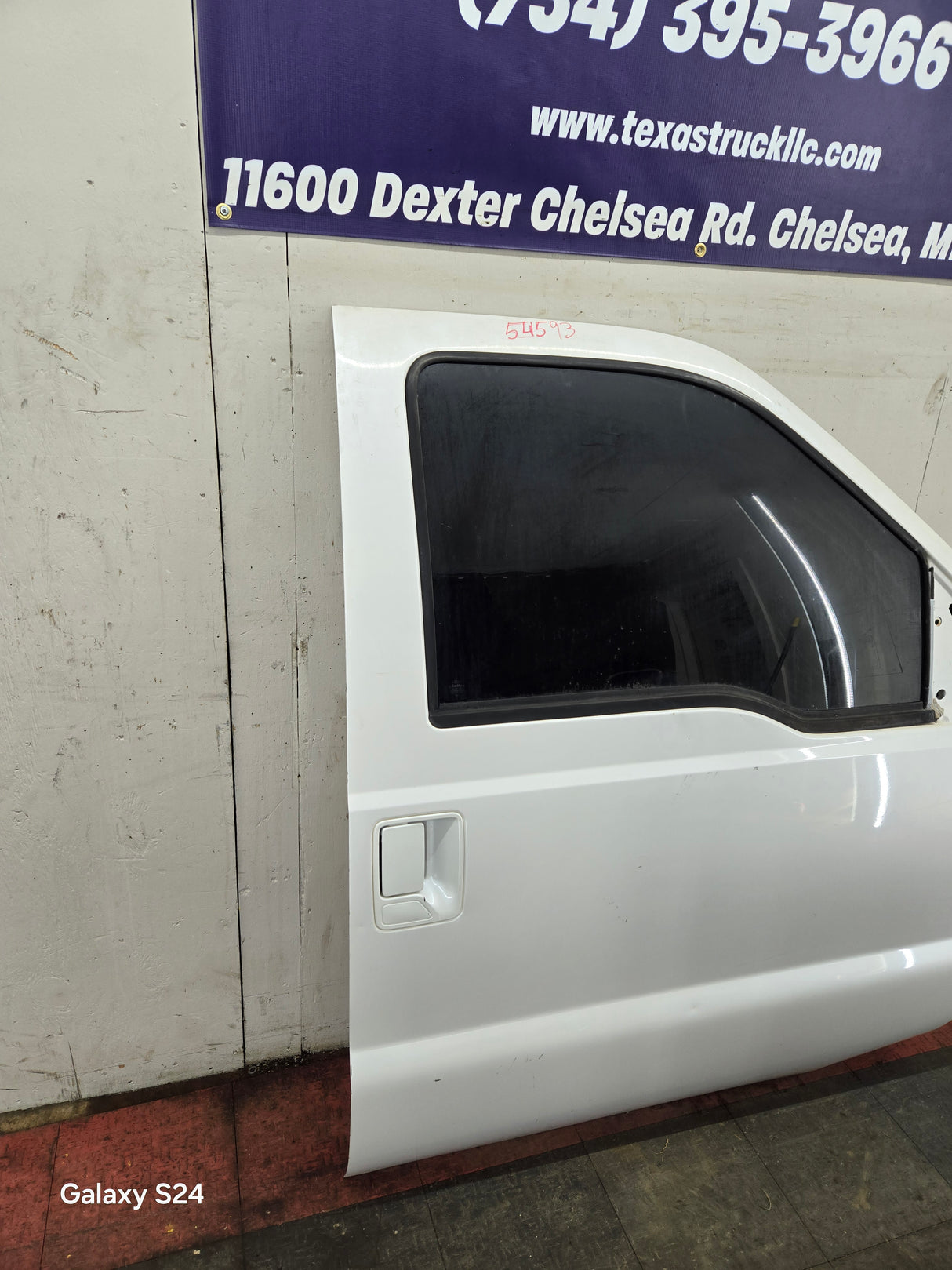 1999-2011 Ford Super Duty / Excursion Front Passenger Side RH Door F250 F350 F450 F550