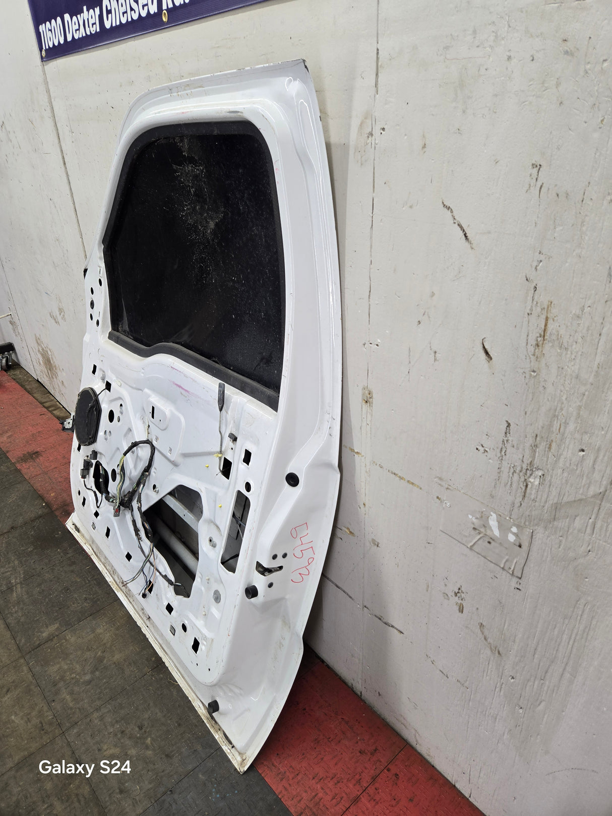 1999-2011 Ford Super Duty / Excursion Front Passenger Side RH Door F250 F350 F450 F550