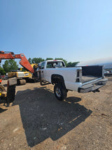 2007 Chevrolet Silverado 2500HD Cateye Classic Crew Cab 8' Long Bed - FULL PART OUT