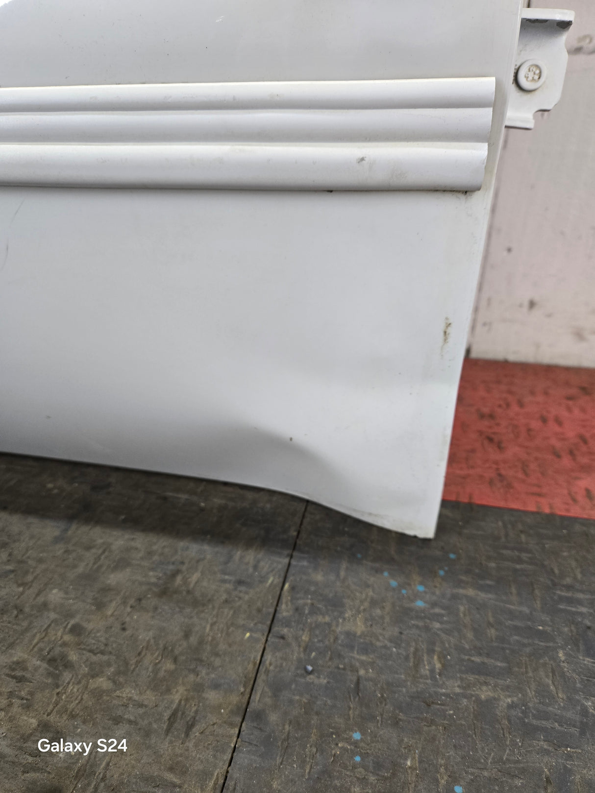 1999-2005 Ford Excursion Passenger Rear Door