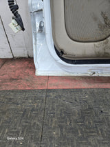 1999-2006 Chevrolet Silverado / GMC Sierra 1500 2500 3500 HD Rear Passenger side Crew Cab rear door RH