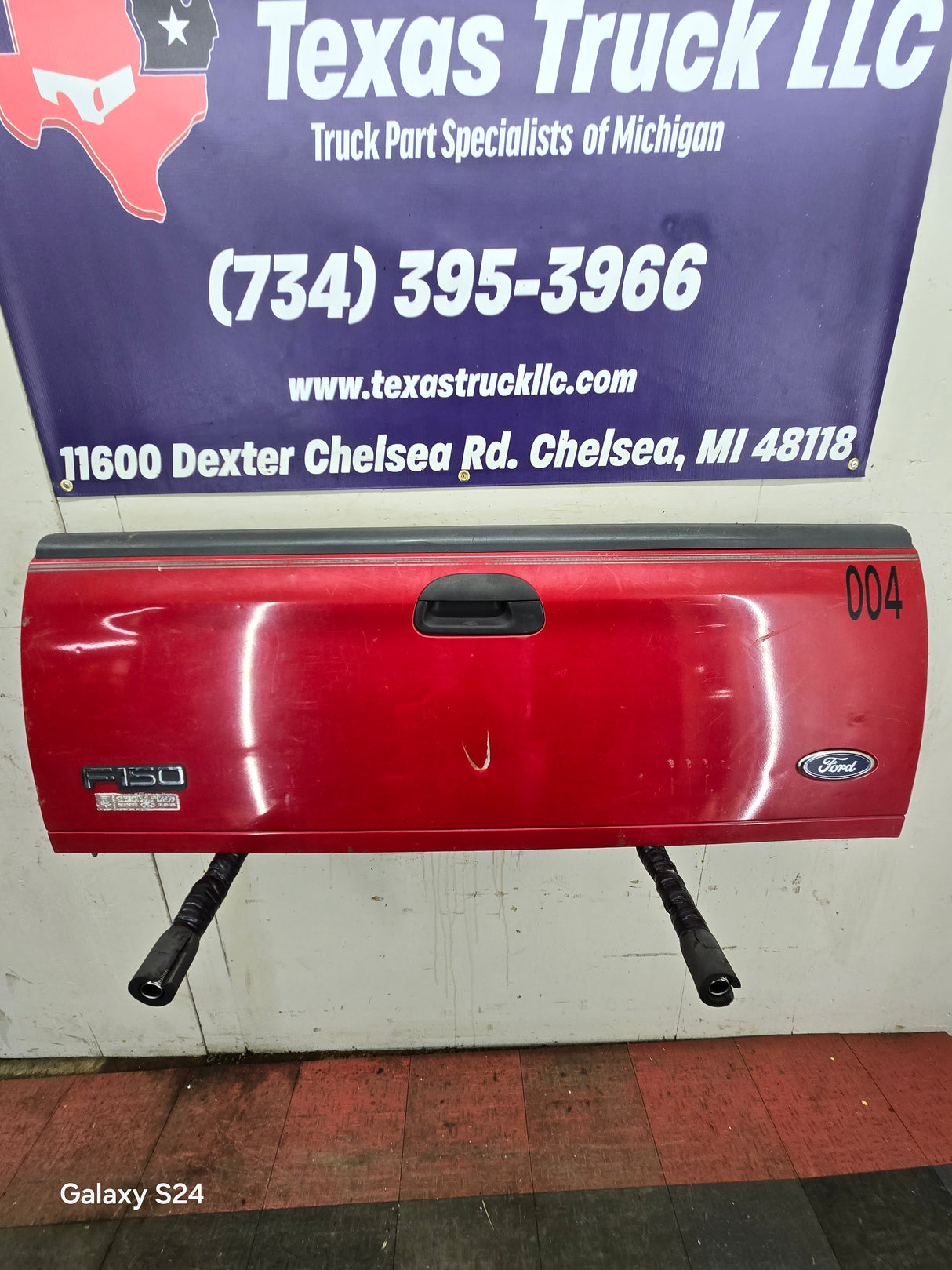 1997-2003 F150 / 1999-2007 Ford F250 F350 F450 F550 Super Duty Tailgate