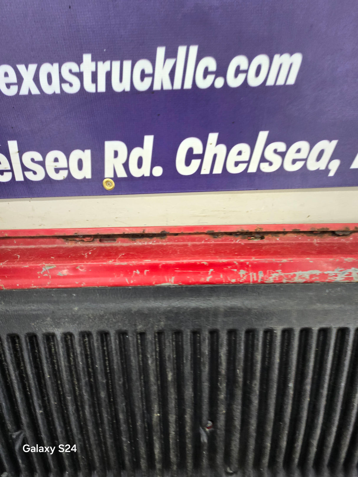 1997-2003 F150 / 1999-2007 Ford F250 F350 F450 F550 Super Duty Tailgate