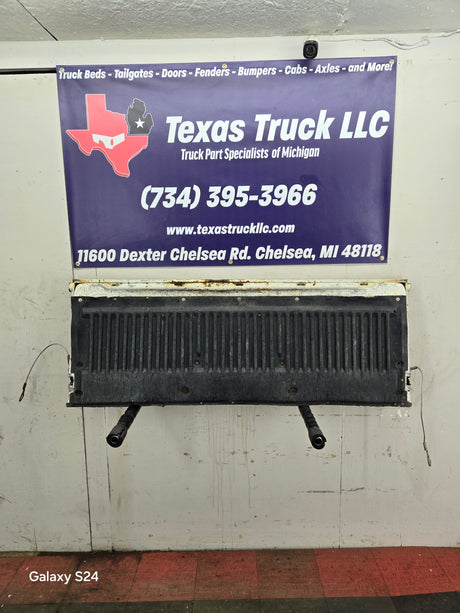 1997-2003 F150 / 1999-2007 Ford F250 F350 F450 F550 Super Duty Tailgate