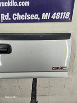1999-2007 Chevrolet Silverado / GMC Sierra 1500 2500 HD 3500 HD Tailgate