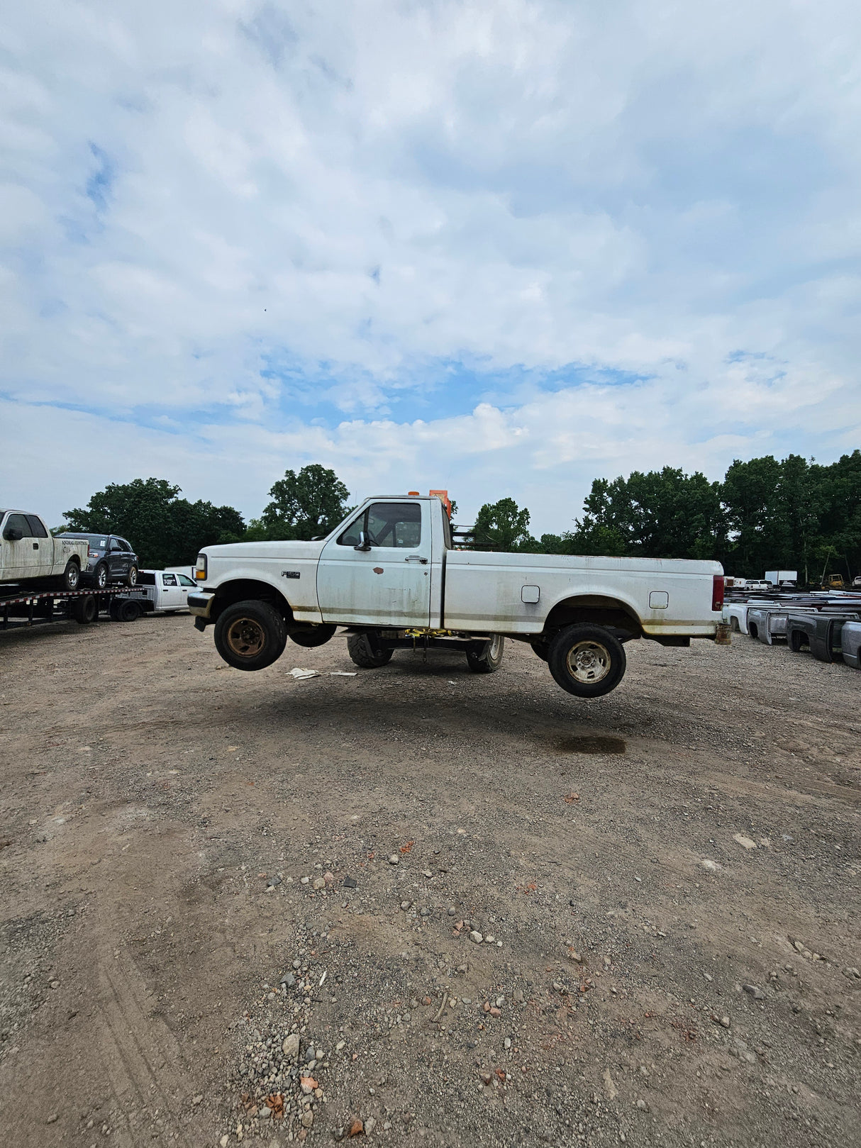 1993 Ford F150 Regular Cab 8' Long Bed OBS - FULL PART OUT
