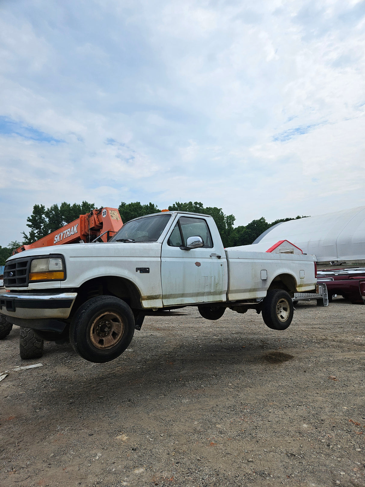 1993 Ford F150 Regular Cab 8' Long Bed OBS - FULL PART OUT