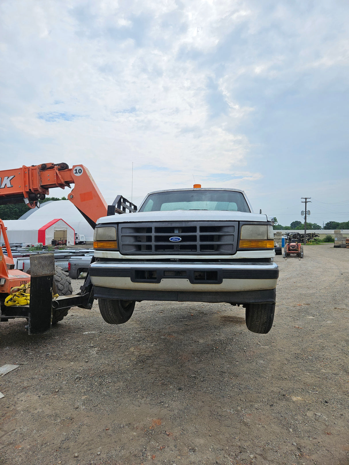1993 Ford F150 Regular Cab 8' Long Bed OBS - FULL PART OUT