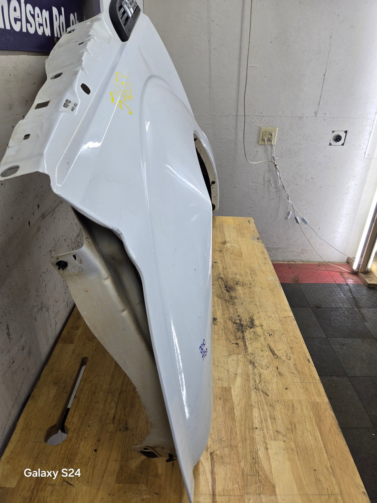 2011-2016 Ford Super Duty F250 F350 LH Driver Side Front Fender