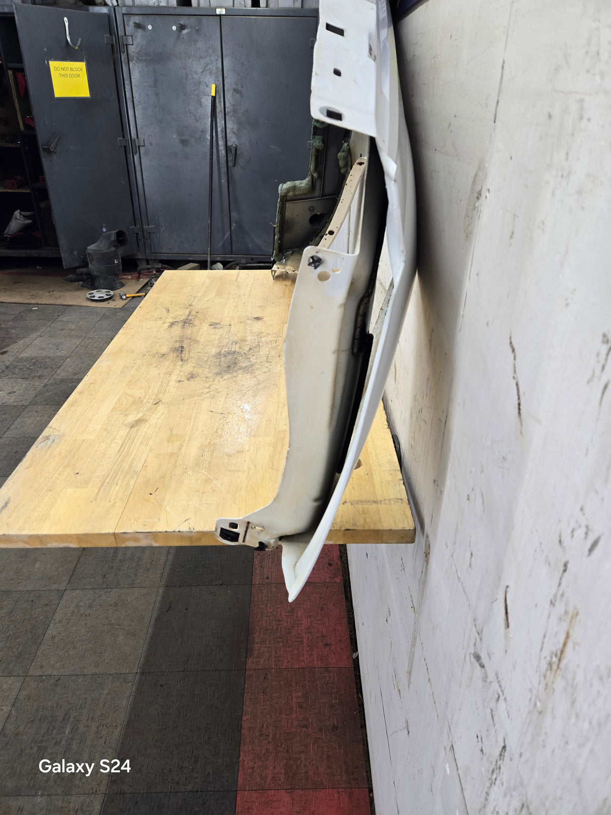 2011-2016 Ford Super Duty F250 F350 LH Driver Side Front Fender
