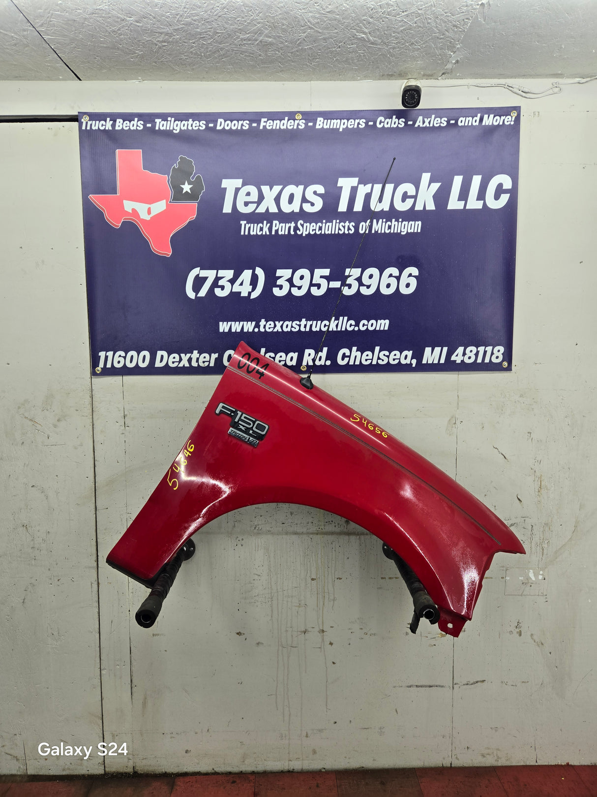 1997-2003 Ford F150 / Explorer / Expedition RH Passenger Side Front Fender
