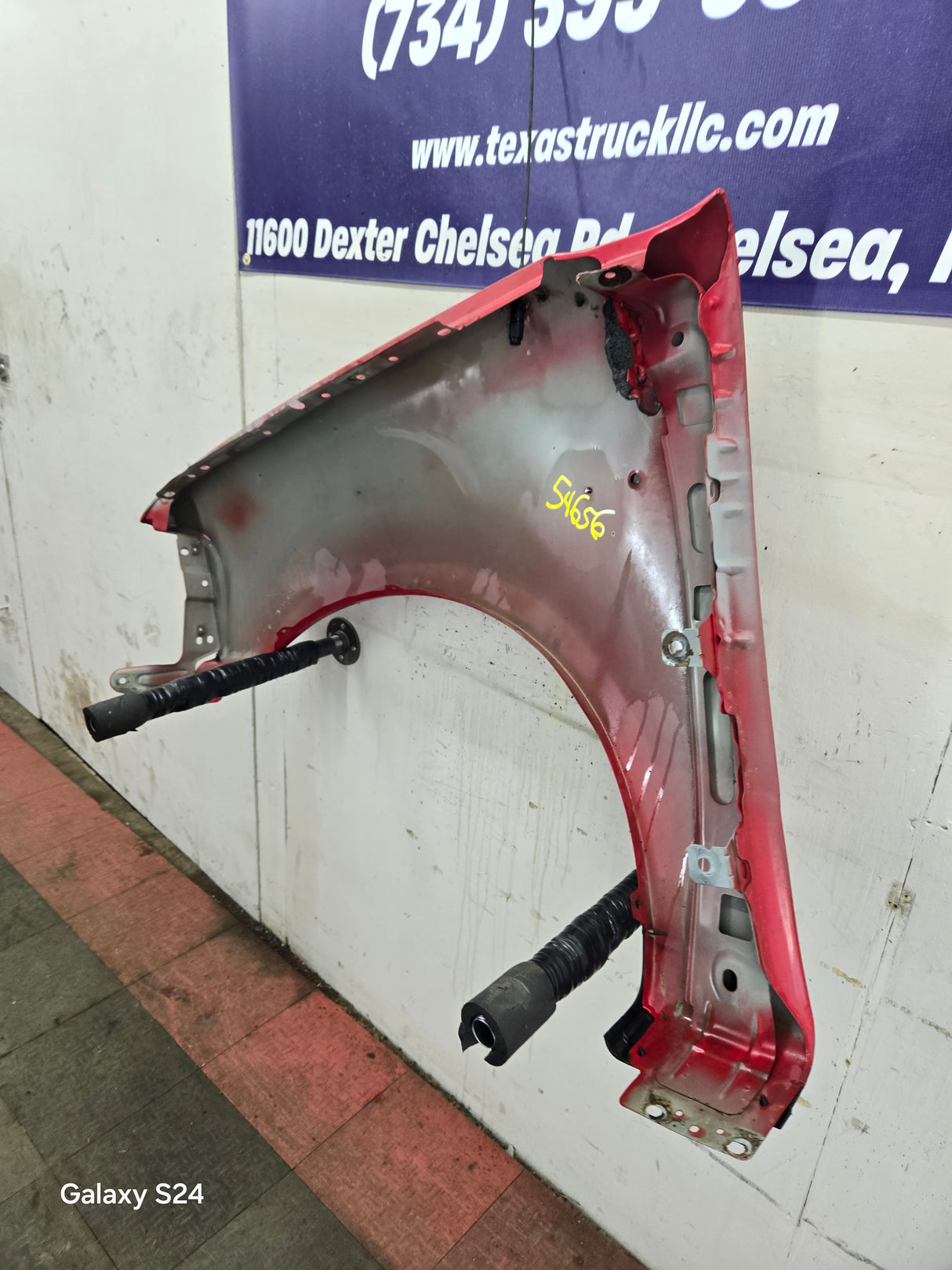 1997-2003 Ford F150 / Explorer / Expedition RH Passenger Side Front Fender
