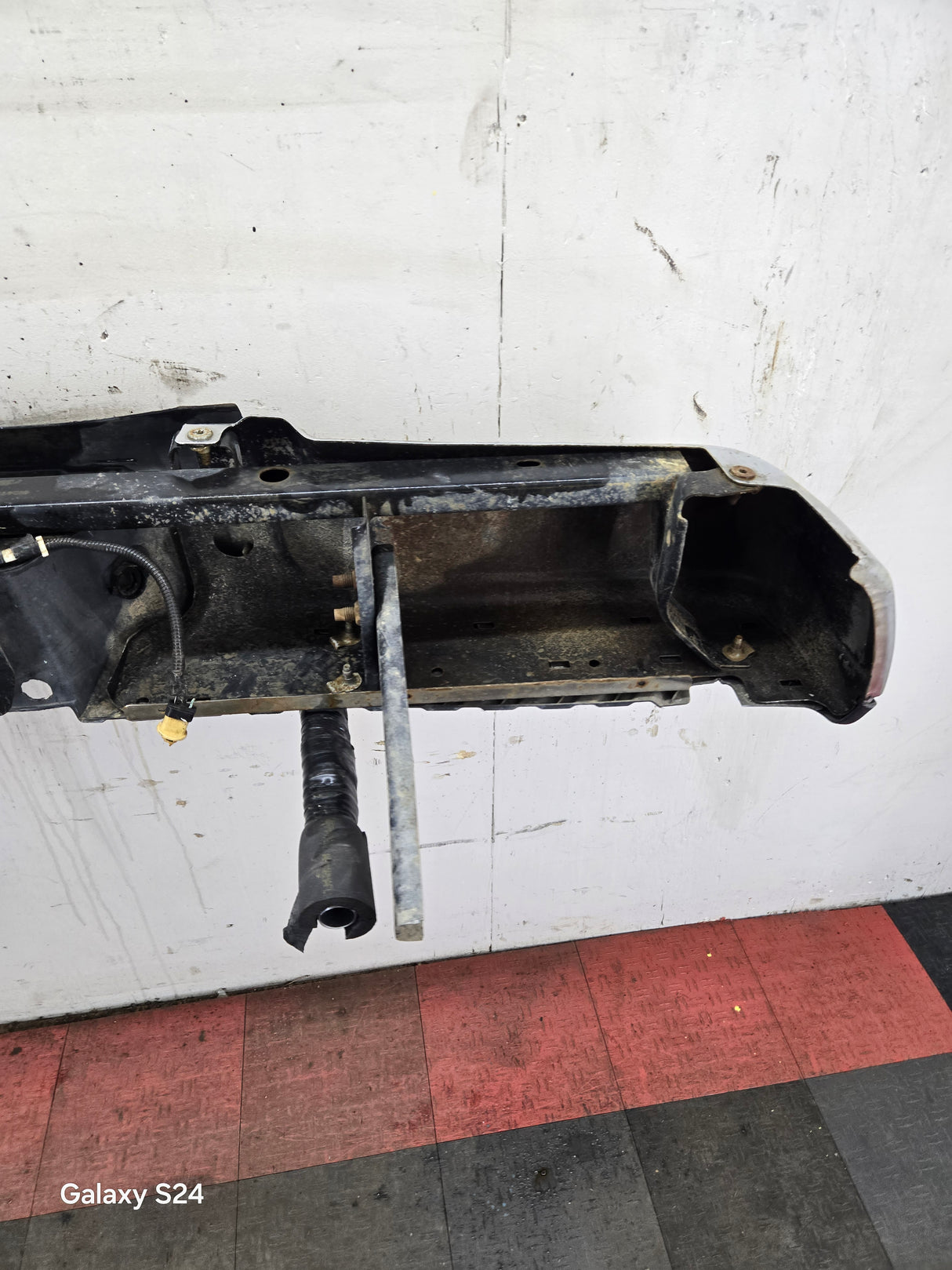 2008-2016 Ford Super Duty F250 F350 F450 F550 Rear Bumper B Grade