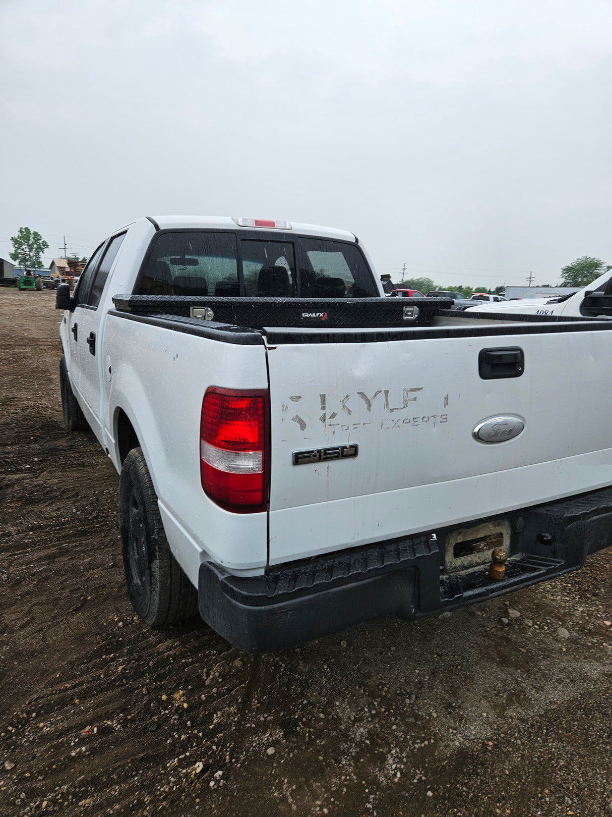 2008 Ford F-150 Crew Cab 5.5' Short Bed 4x4 4 Door  - FULL PART OUT