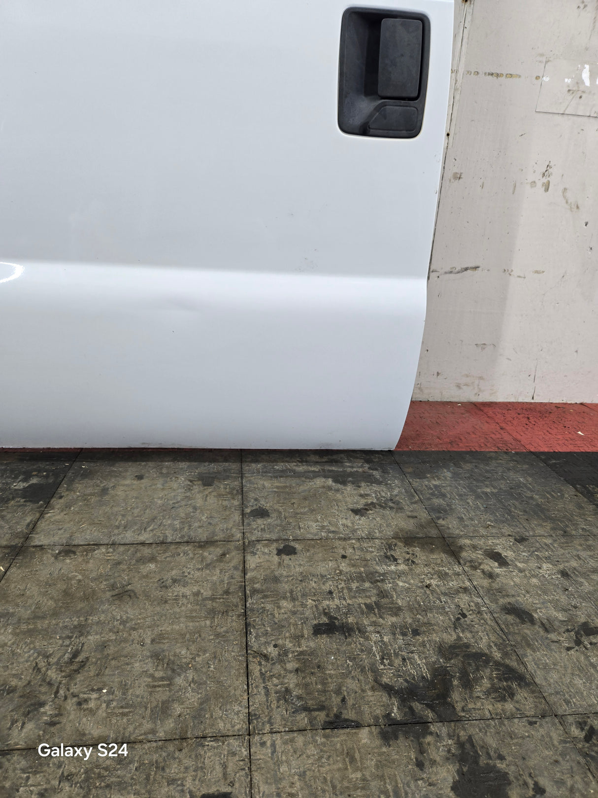 1999-2011 Ford Super Duty LH Driver Side Rear Door Crew Cab F250 F350 F450 F550