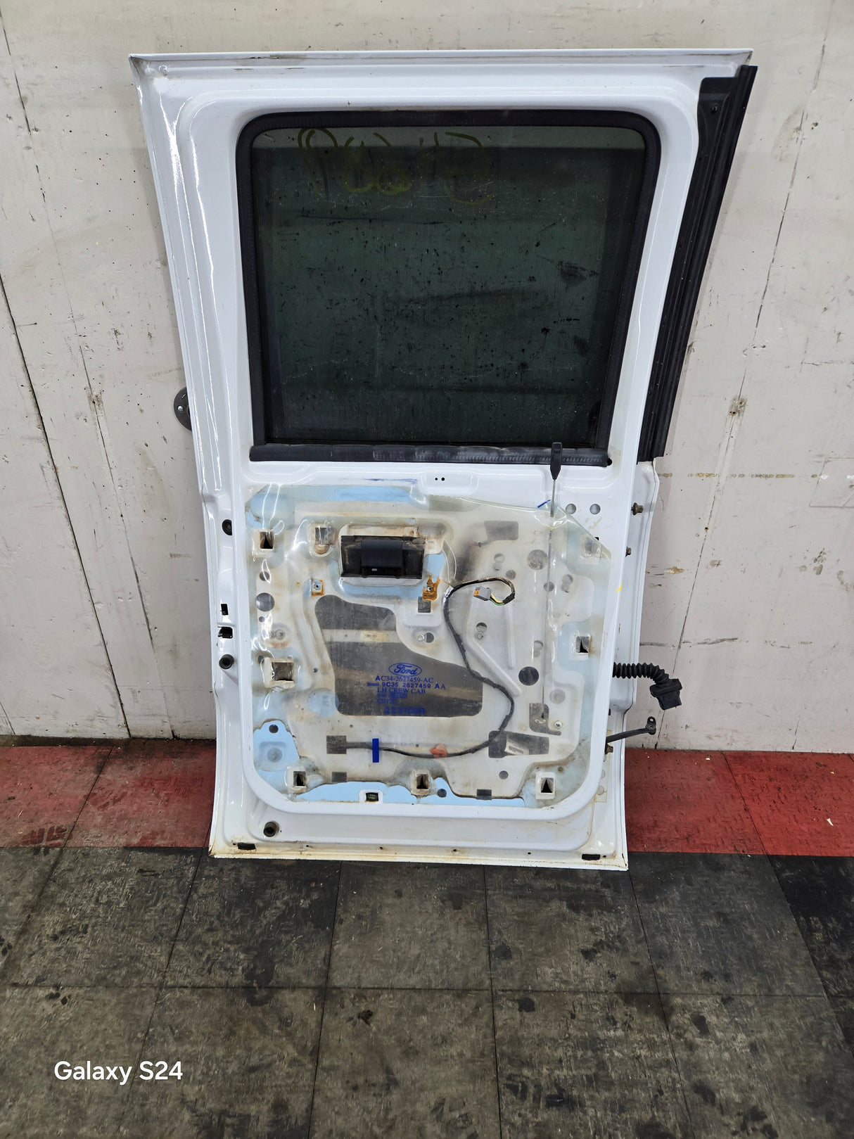 1999-2011 Ford Super Duty LH Driver Side Rear Door Crew Cab F250 F350 F450 F550